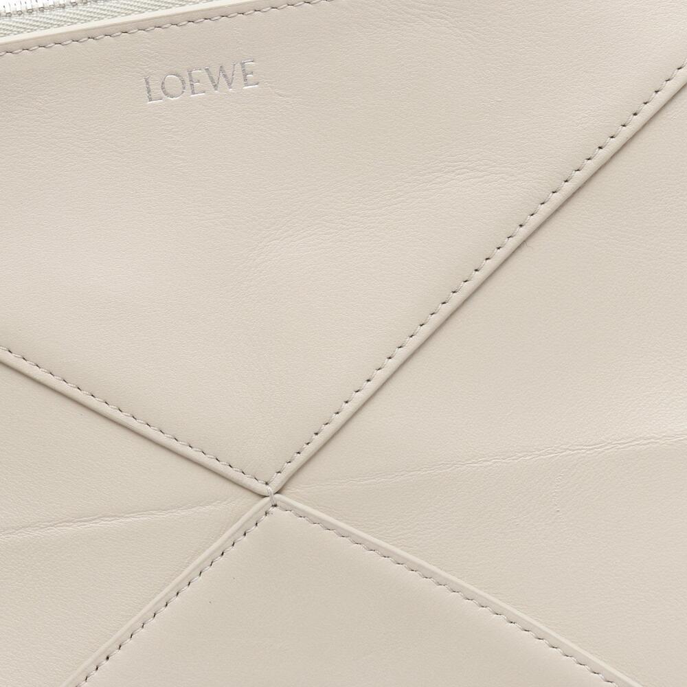 LOEWE Puzzlefold Pouch Clutch Bag Leather White - Picture 7 of 9